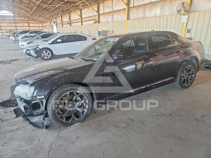 2019 Chrysler 300 photo
