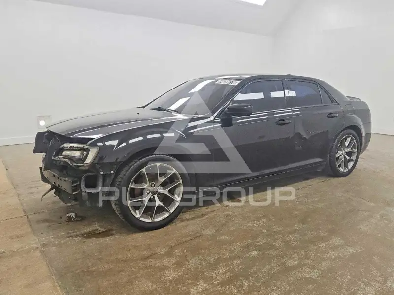 2019 Chrysler 300 photo
