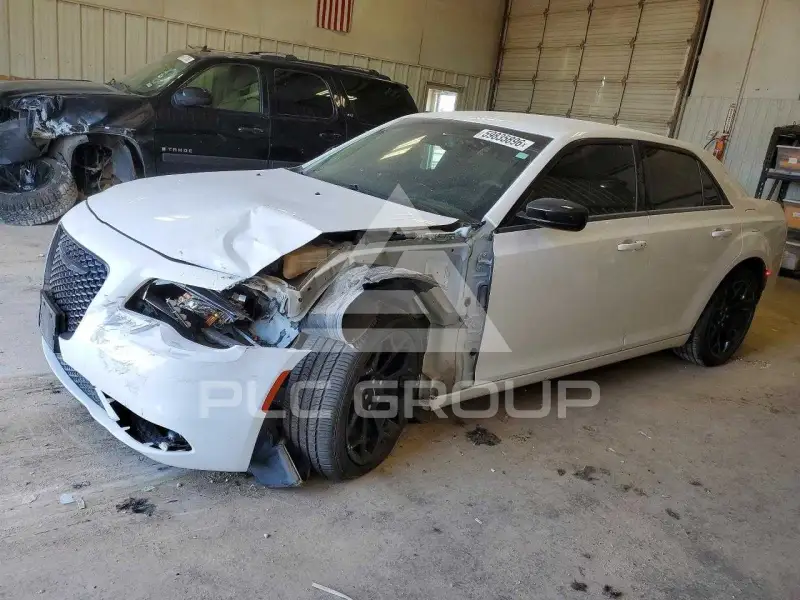 2019 Chrysler 300 фото