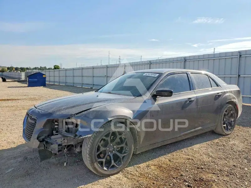 2019 Chrysler 300 фото