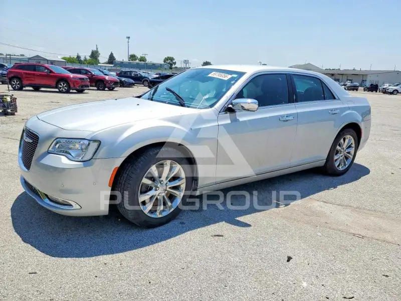 2019 Chrysler 300 фото