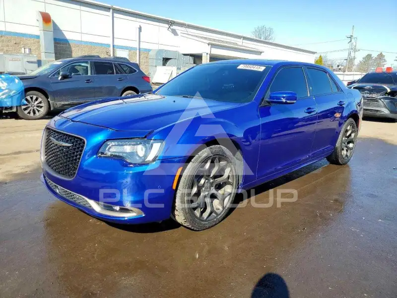 2019 Chrysler 300 photo