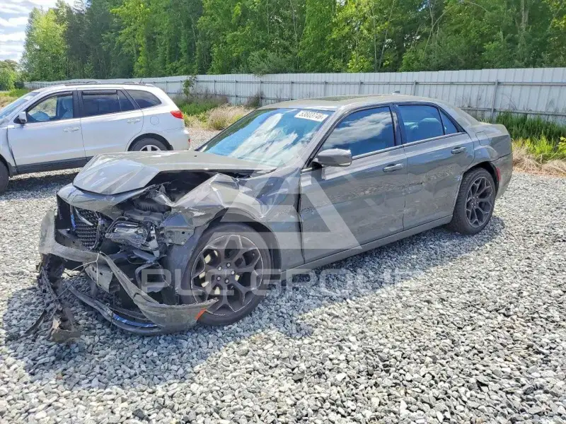 2019 Chrysler 300 фото