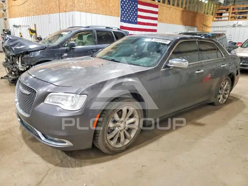 2019 Chrysler 300 фото