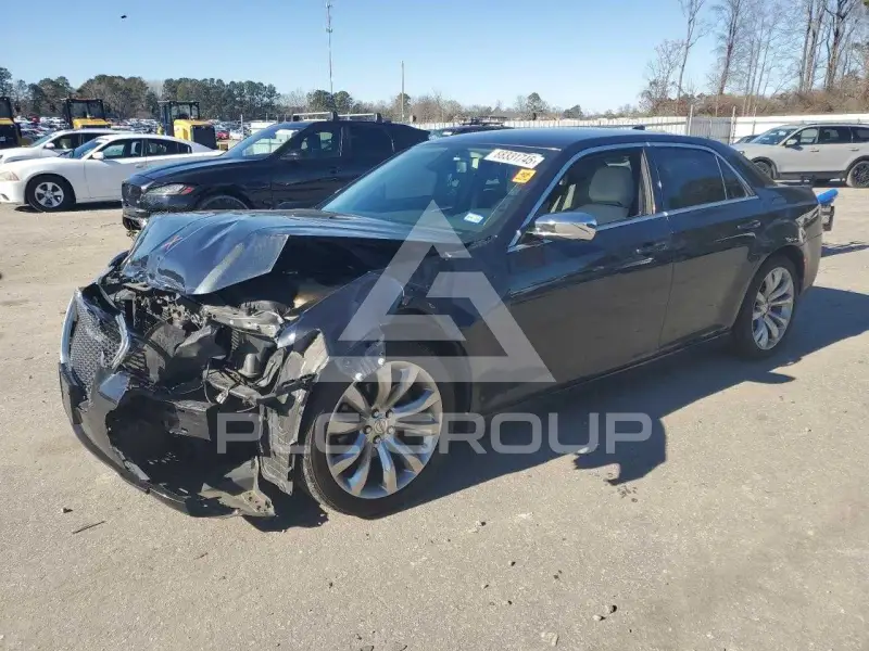 2019 Chrysler 300 фото