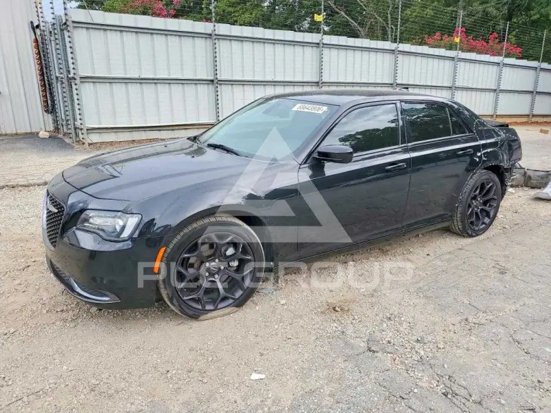 2019 Chrysler 300 фото