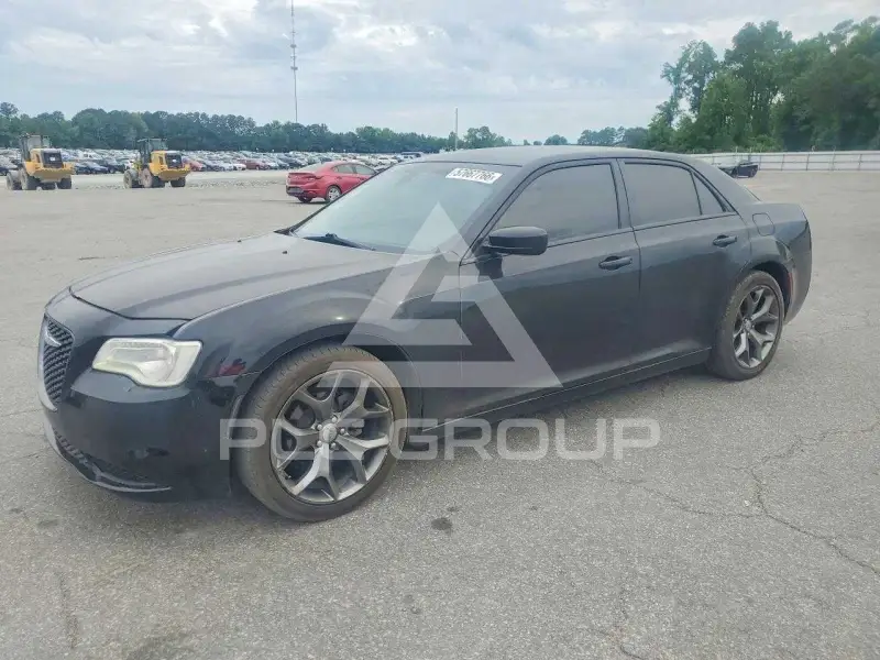 2019 Chrysler 300 photo
