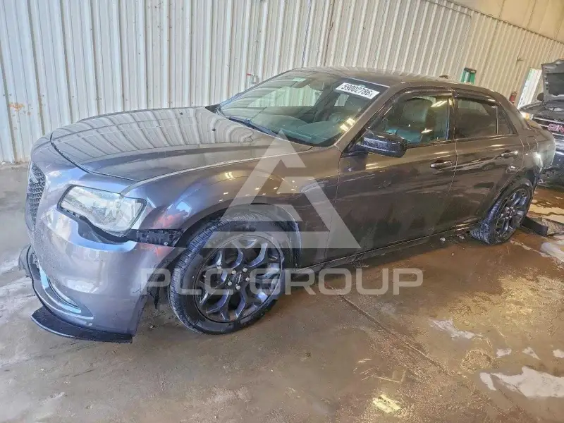 2019 Chrysler 300 фото