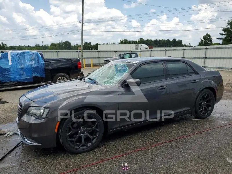 2019 Chrysler 300 фото