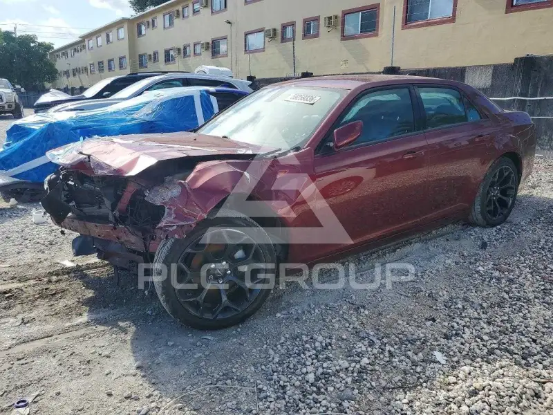 2019 Chrysler 300 фото