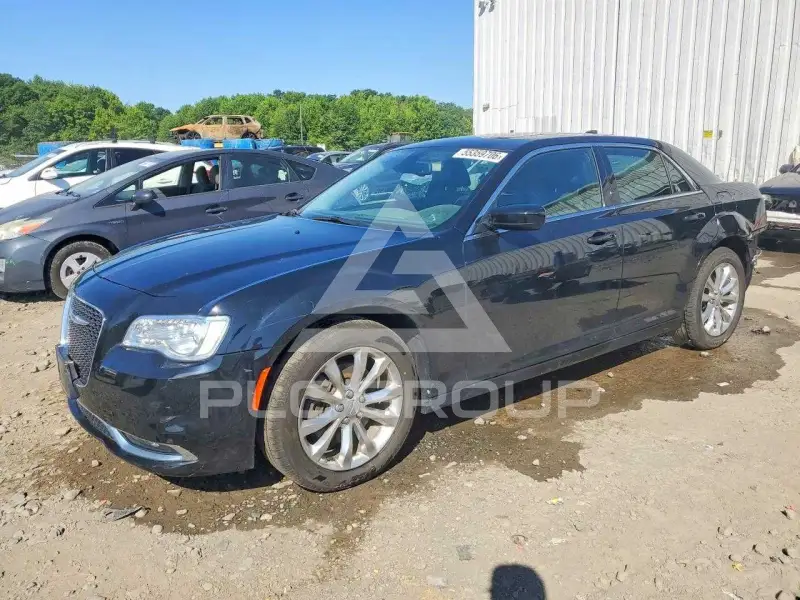 2019 Chrysler 300 фото