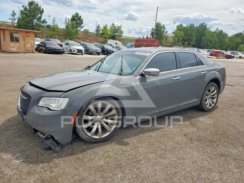 2019 Chrysler 300 фото