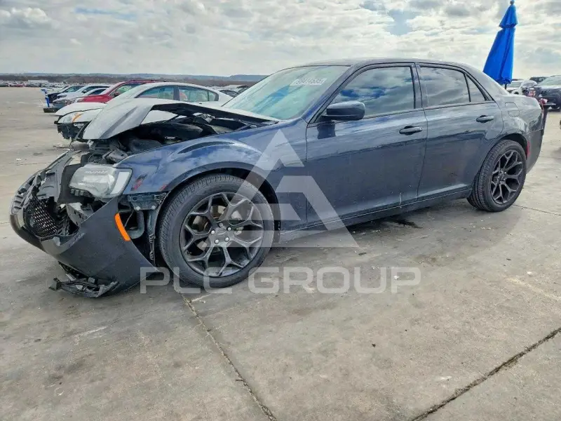 2019 Chrysler 300 фото