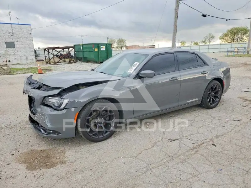 2019 Chrysler 300 фото