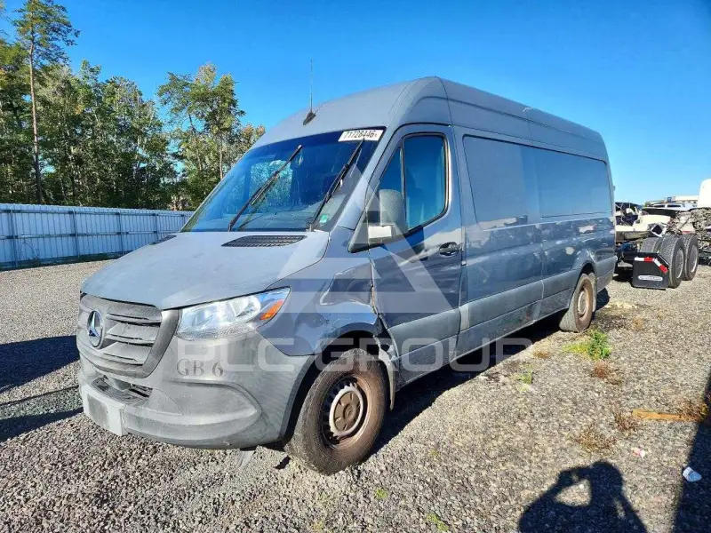 2019 Mercedes Benz Sprinter фото
