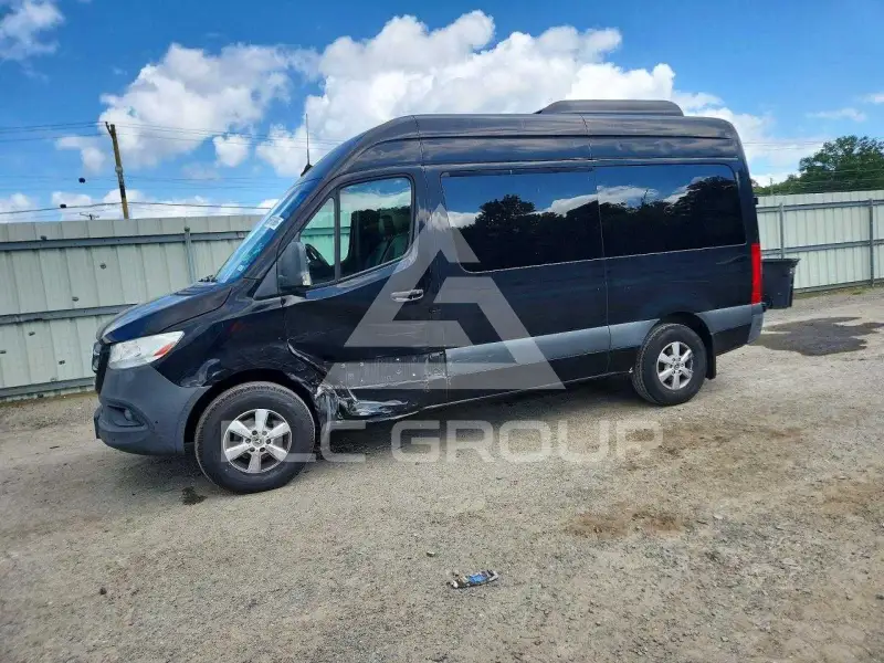2019 Mercedes Benz Sprinter photo