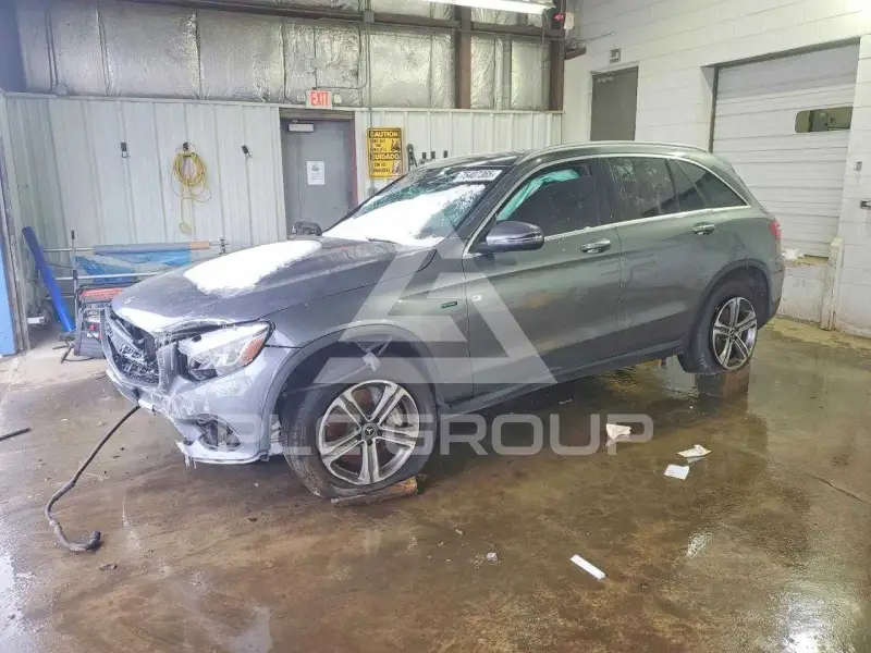 2019 Mercedes Benz GLC-Class фото