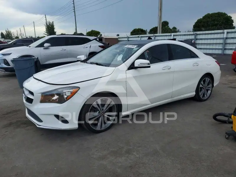2019 Mercedes Benz CLA-Class фото