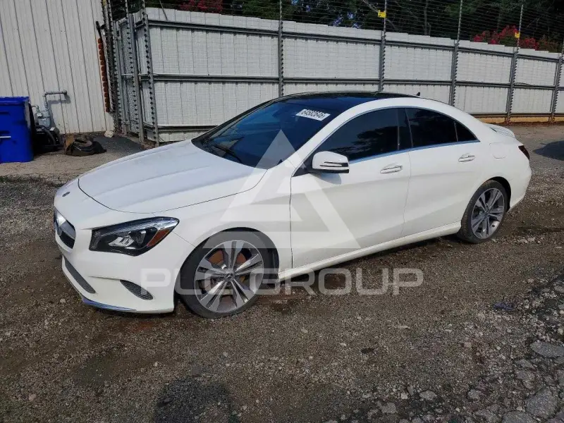2019 Mercedes Benz CLA-Class фото