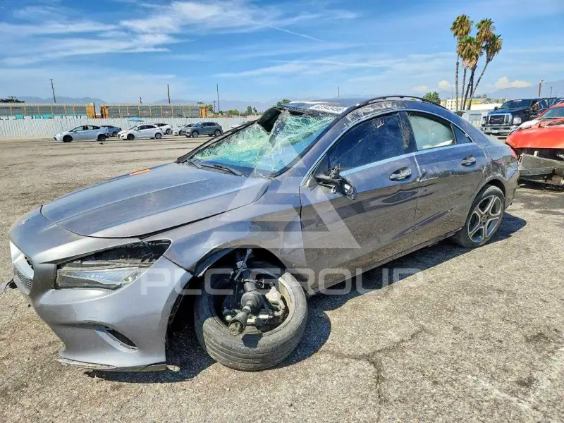 2019 Mercedes Benz CLA-Class фото