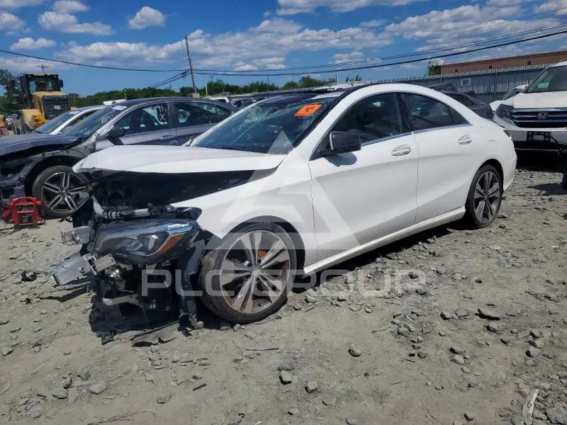 2019 Mercedes Benz CLA-Class photo