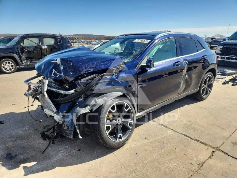 2019 Mercedes Benz GLA-Class фото
