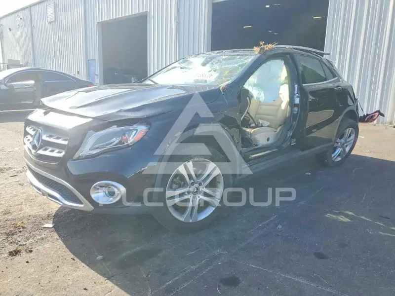 2019 Mercedes Benz GLA-Class фото