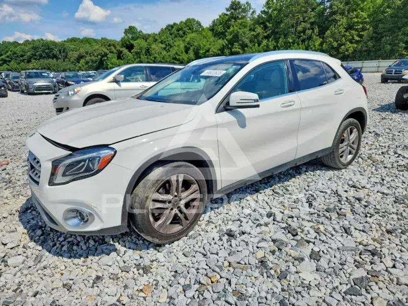 2019 Mercedes Benz GLA-Class фото