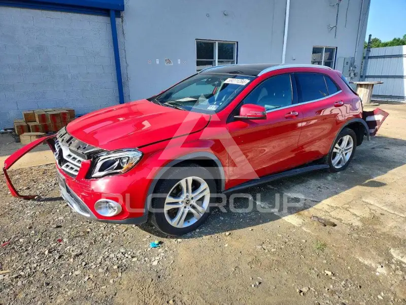2019 Mercedes Benz GLA-Class фото