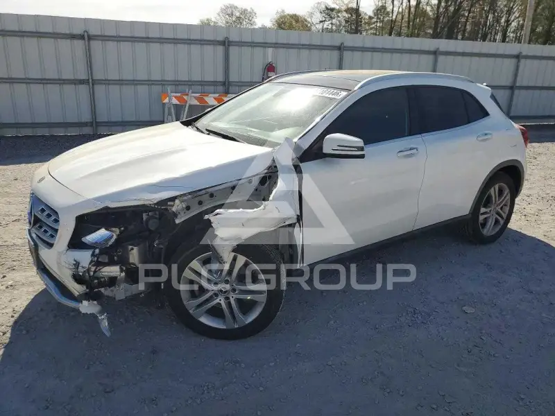 2019 Mercedes Benz GLA-Class фото
