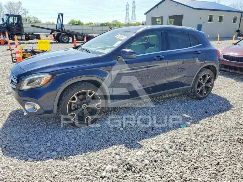 2019 Mercedes Benz GLA-Class фото
