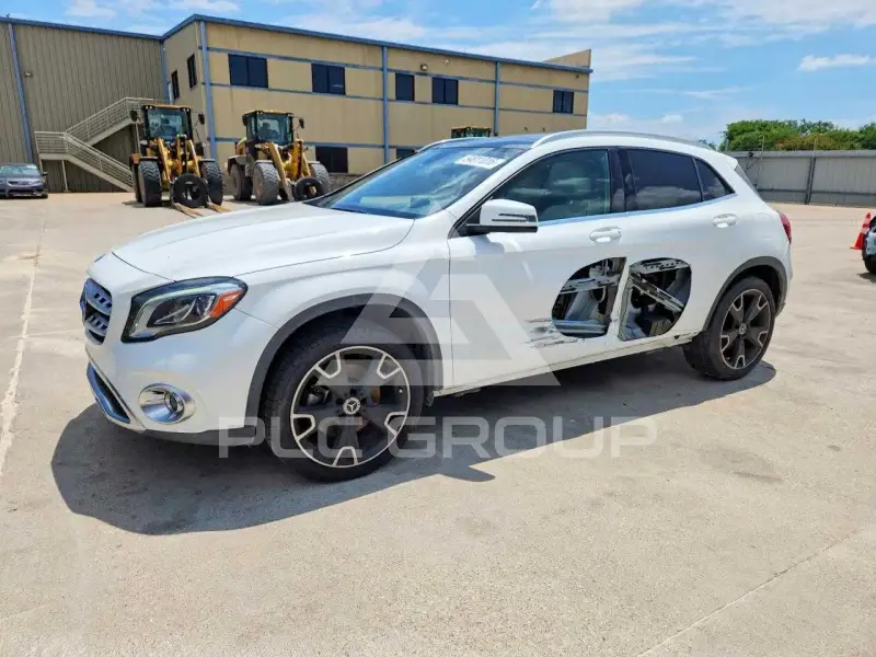2019 Mercedes Benz GLA-Class фото