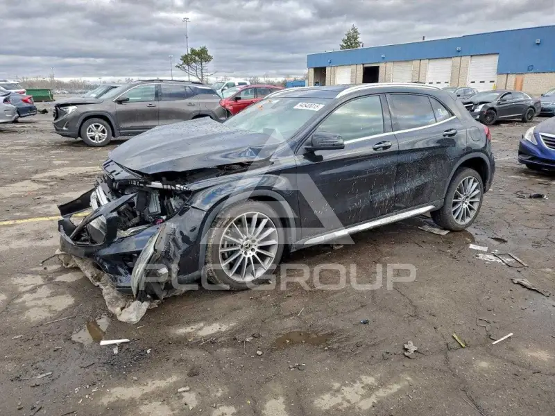 2019 Mercedes Benz GLA-Class фото