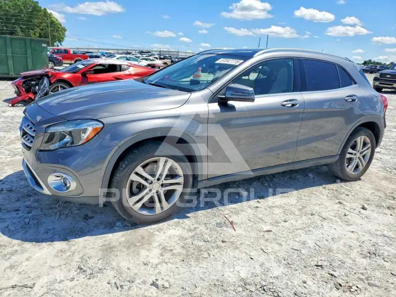 2019 Mercedes Benz GLA-Class фото