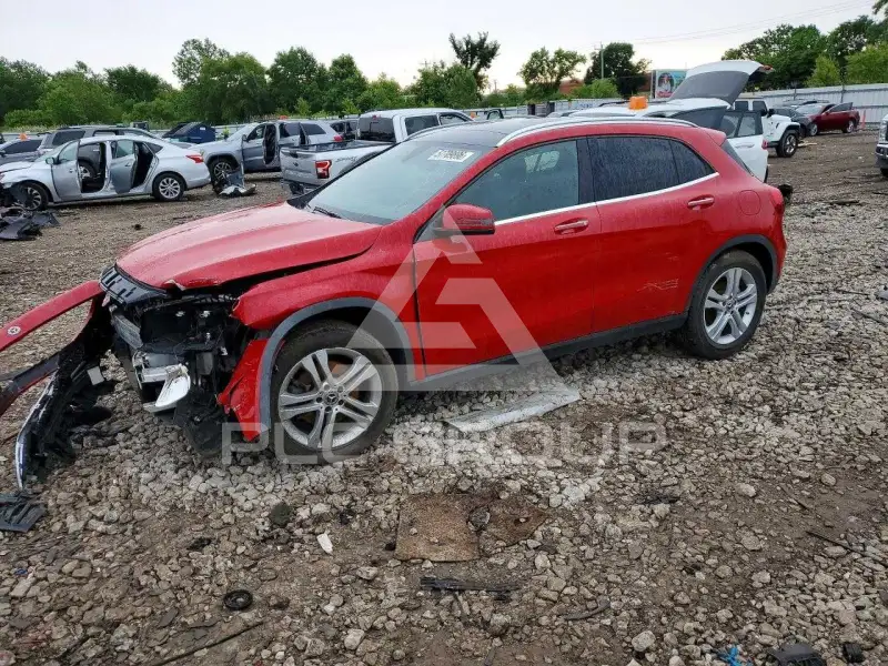 2019 Mercedes Benz GLA-Class фото