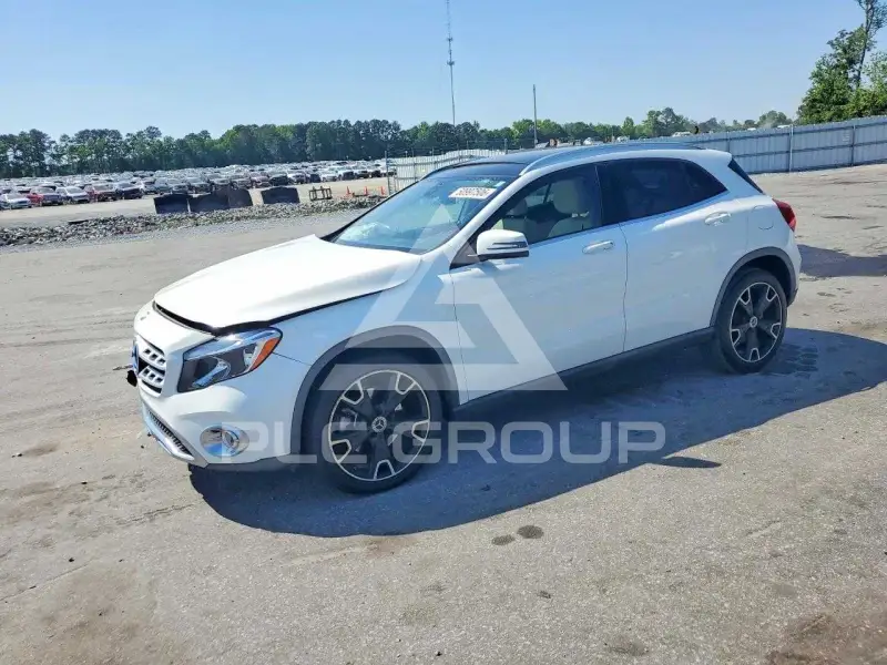 2019 Mercedes Benz GLA-Class фото