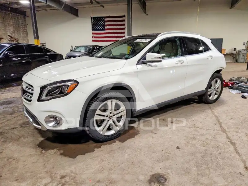 2019 Mercedes Benz GLA-Class фото