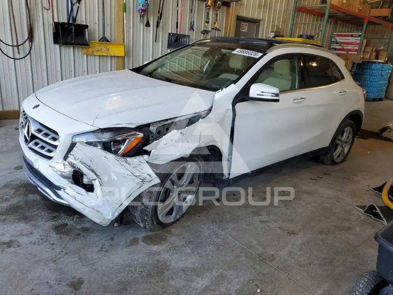 2019 Mercedes Benz GLA-Class фото