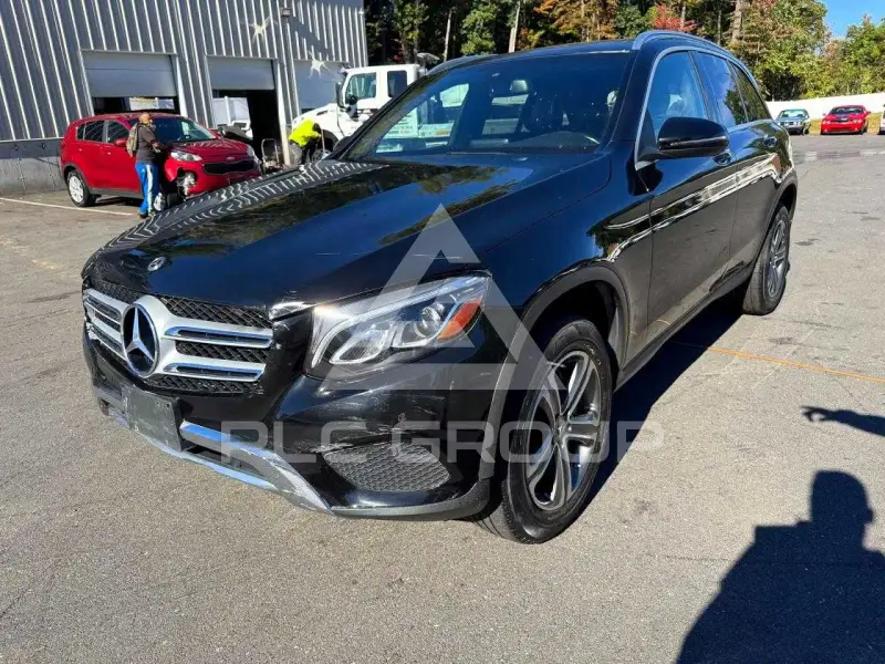 2019 Mercedes Benz GLC-Class photo