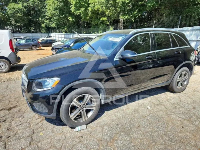 2019 Mercedes Benz GLC-Class photo