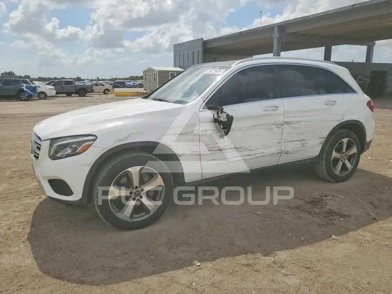 2019 Mercedes Benz GLC-Class фото