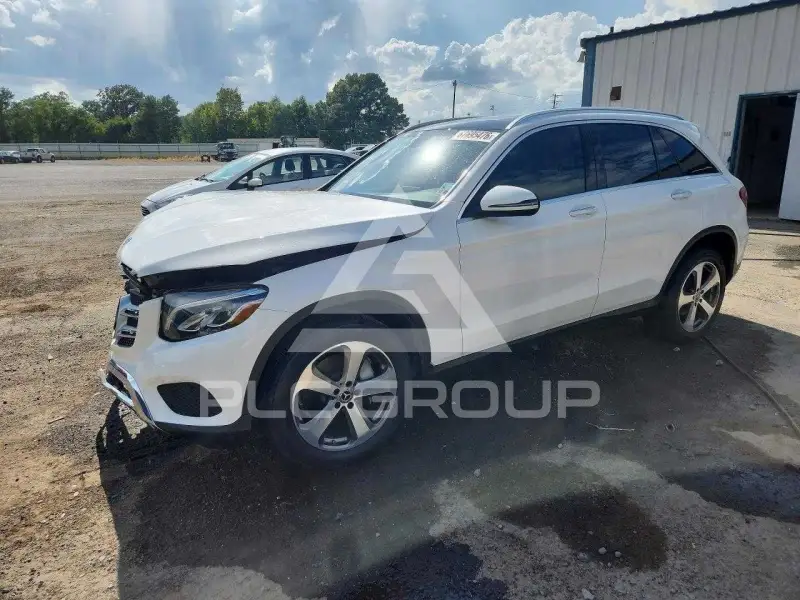 2019 Mercedes Benz GLC-Class photo