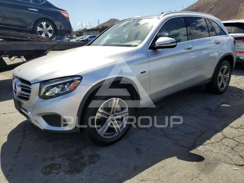 2019 Mercedes Benz GLC-Class фото