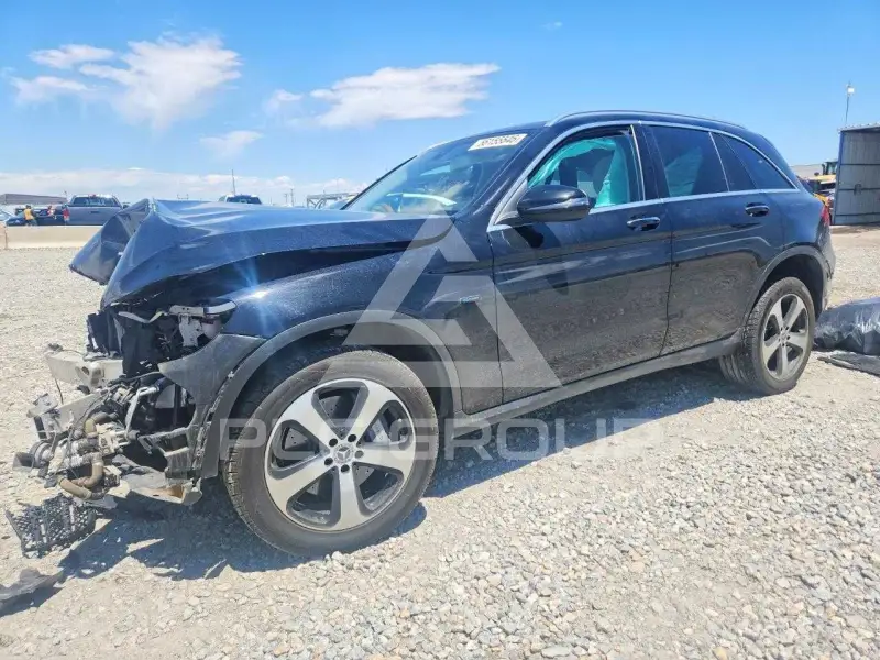 2019 Mercedes Benz GLC-Class photo