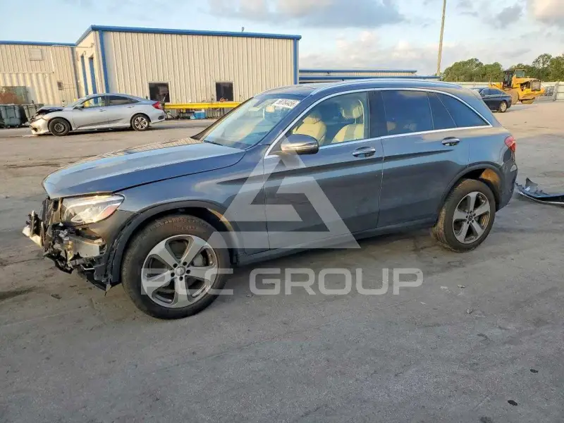 2019 Mercedes Benz GLC-Class photo
