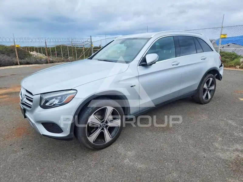 2019 Mercedes Benz GLC-Class фото