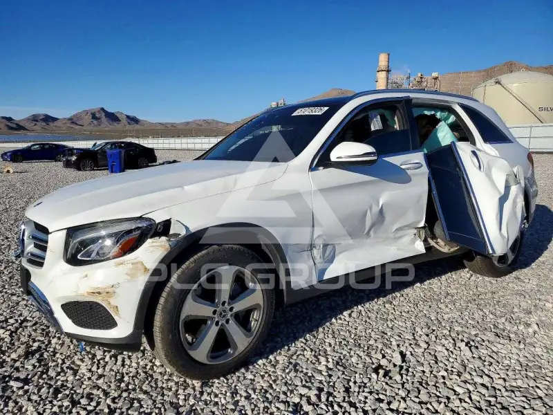 2019 Mercedes Benz GLC-Class фото