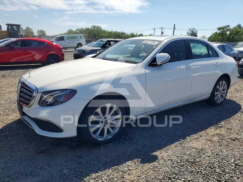 2019 Mercedes Benz E 300 photo