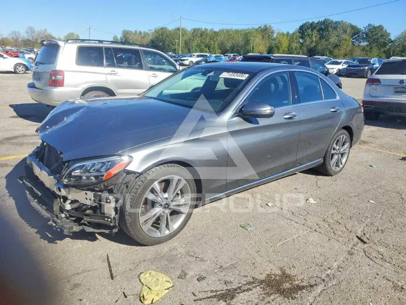 2019 Mercedes Benz C-Class фото