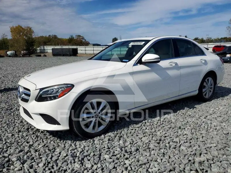 2019 Mercedes Benz C-Class фото